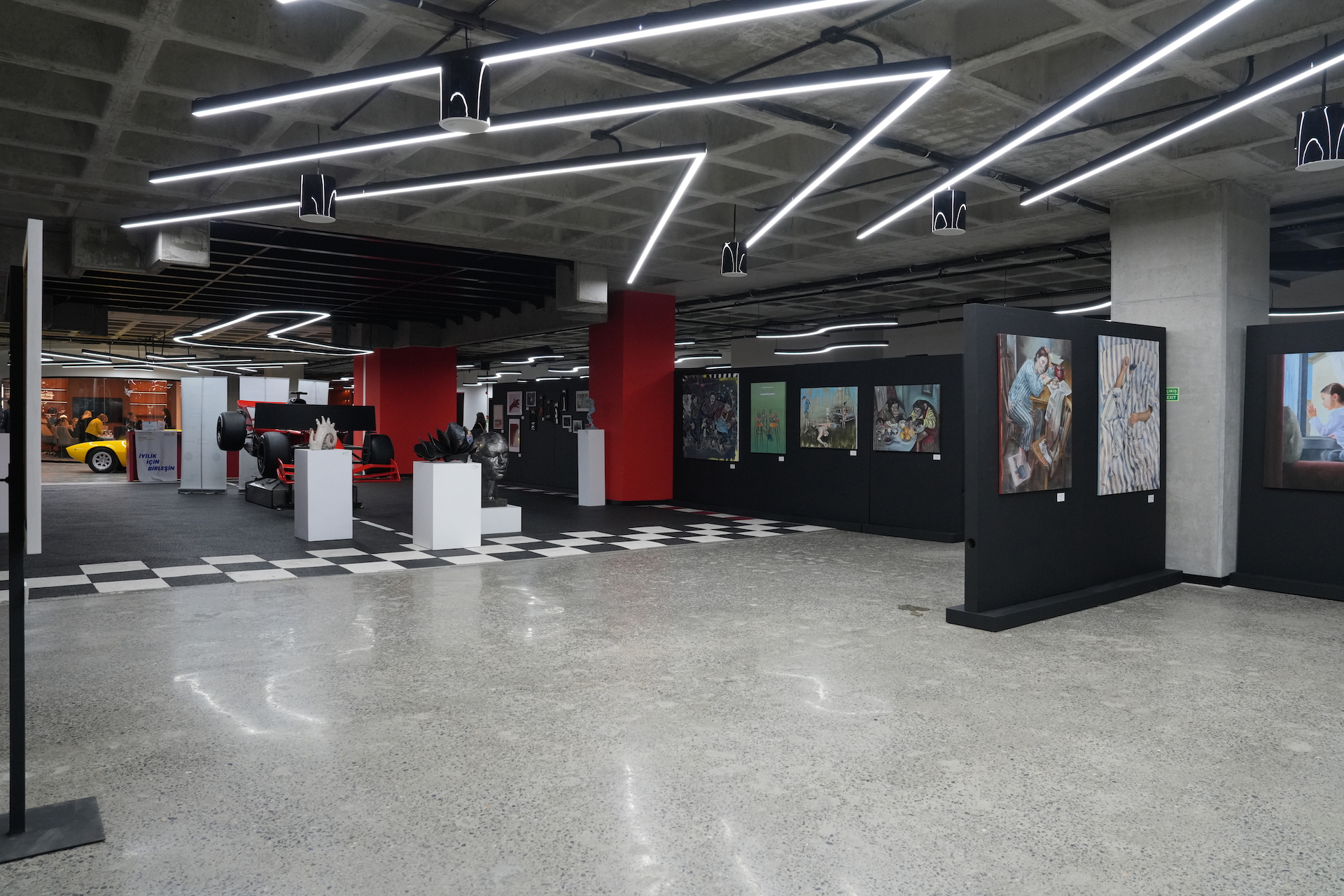 Bazaart Retrospektif Kibele Sanat Galerisi�nde